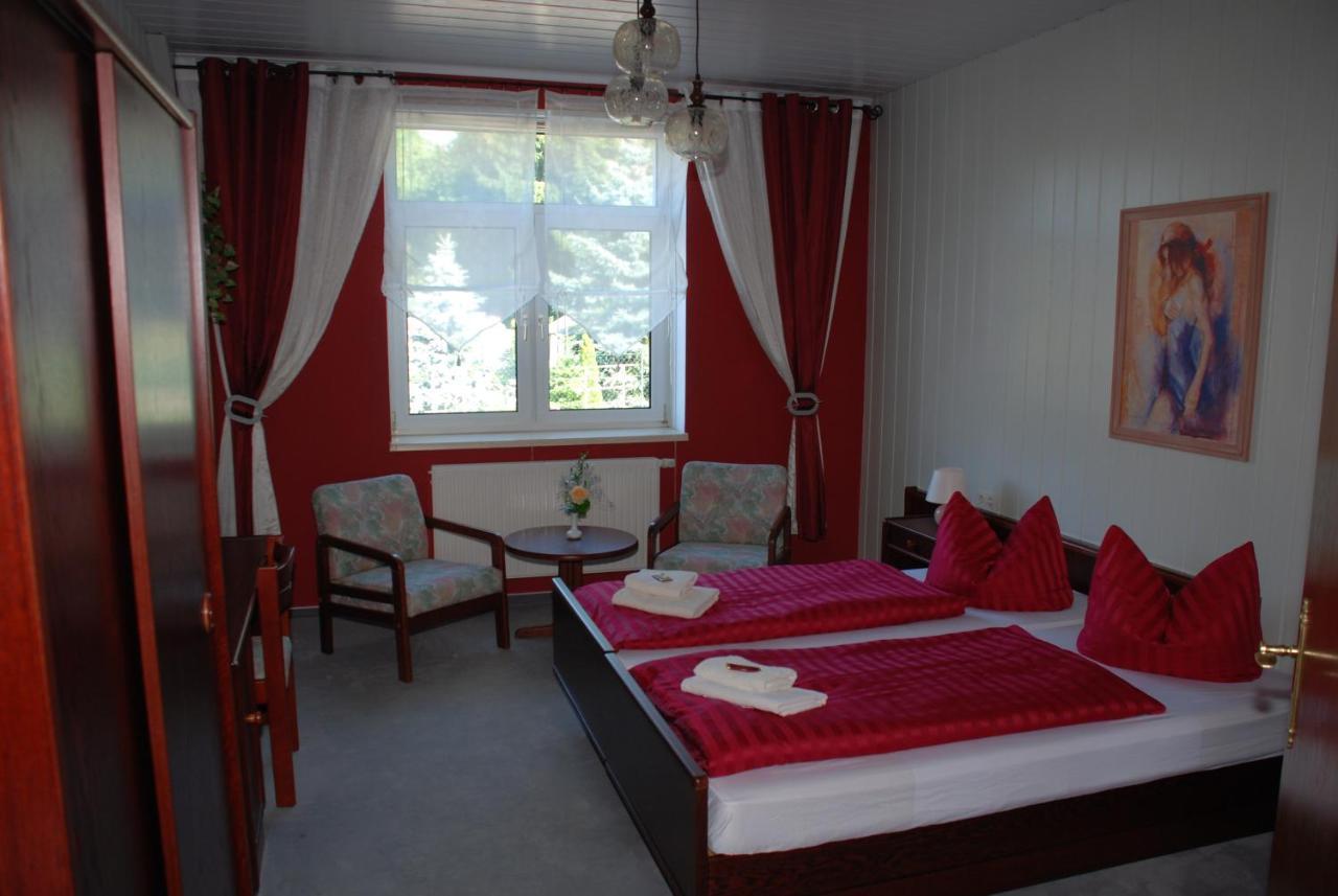Gasthof Und Pension Frankenthal - Garni Gera Buitenkant foto