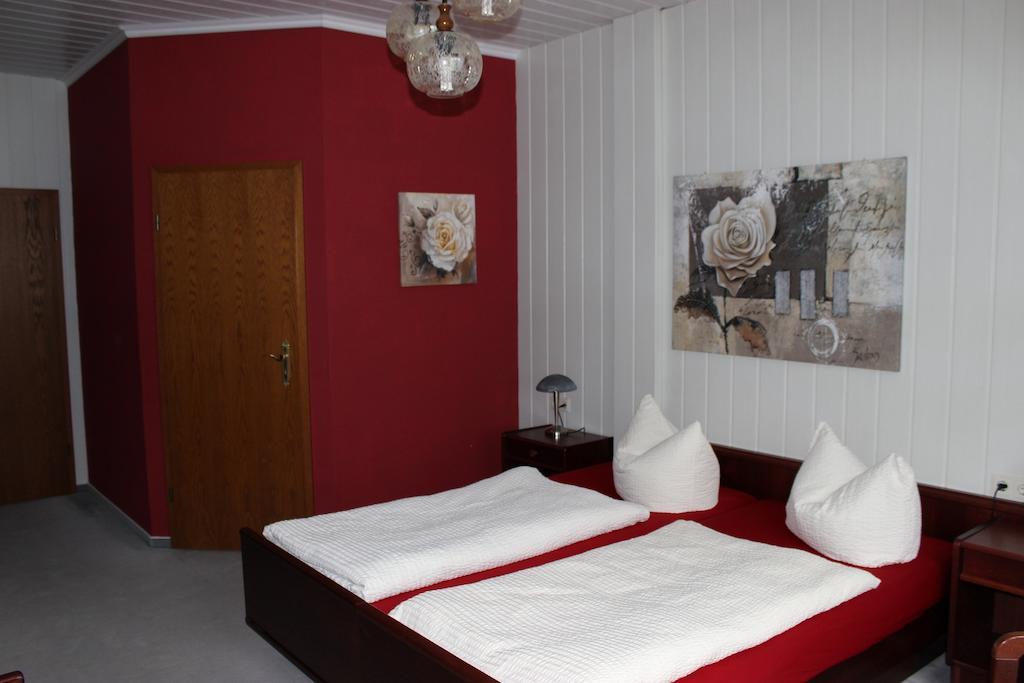 Gasthof Und Pension Frankenthal - Garni Gera Buitenkant foto